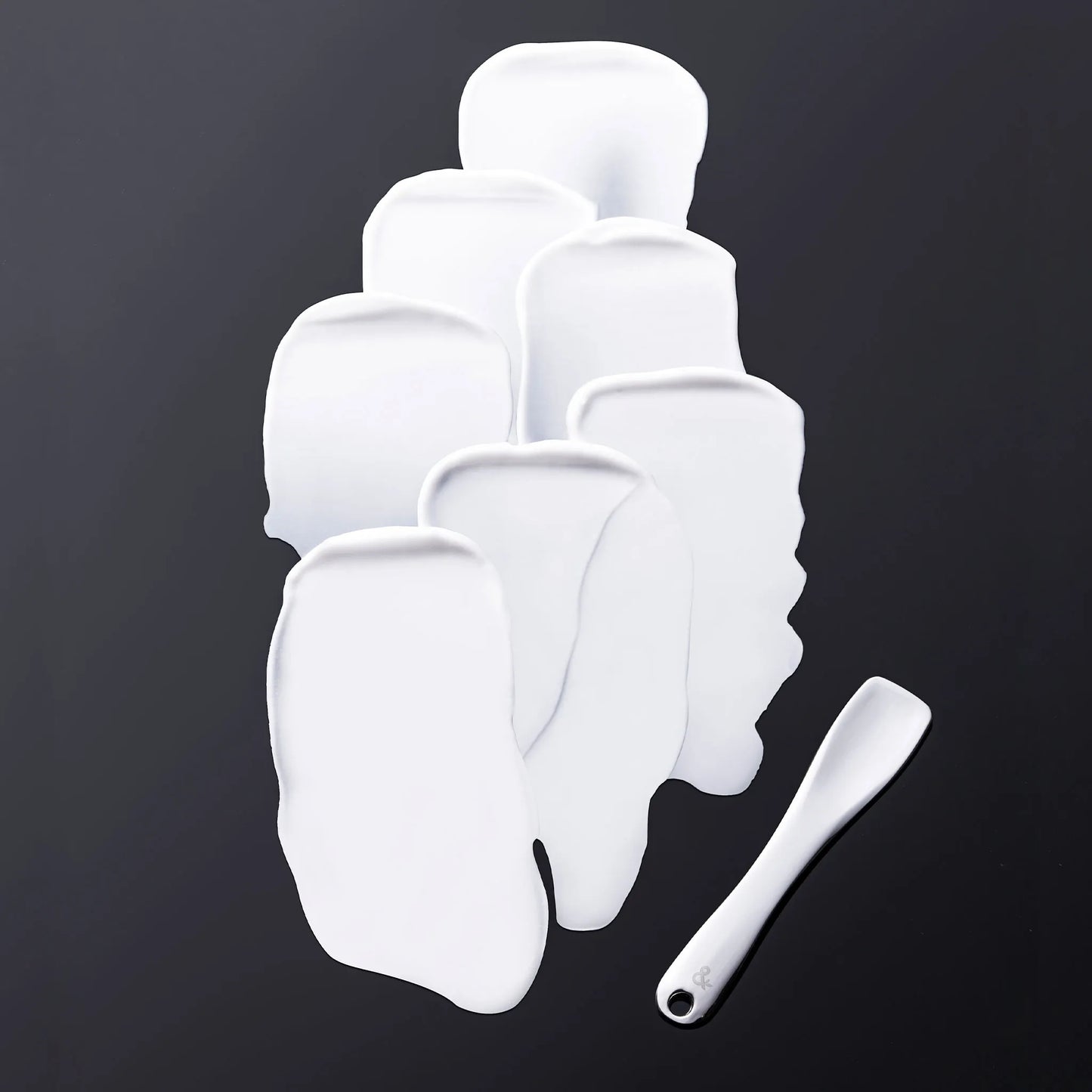 
                
                  Luxe Spatula: Sustainable Skincare Tool
                
              