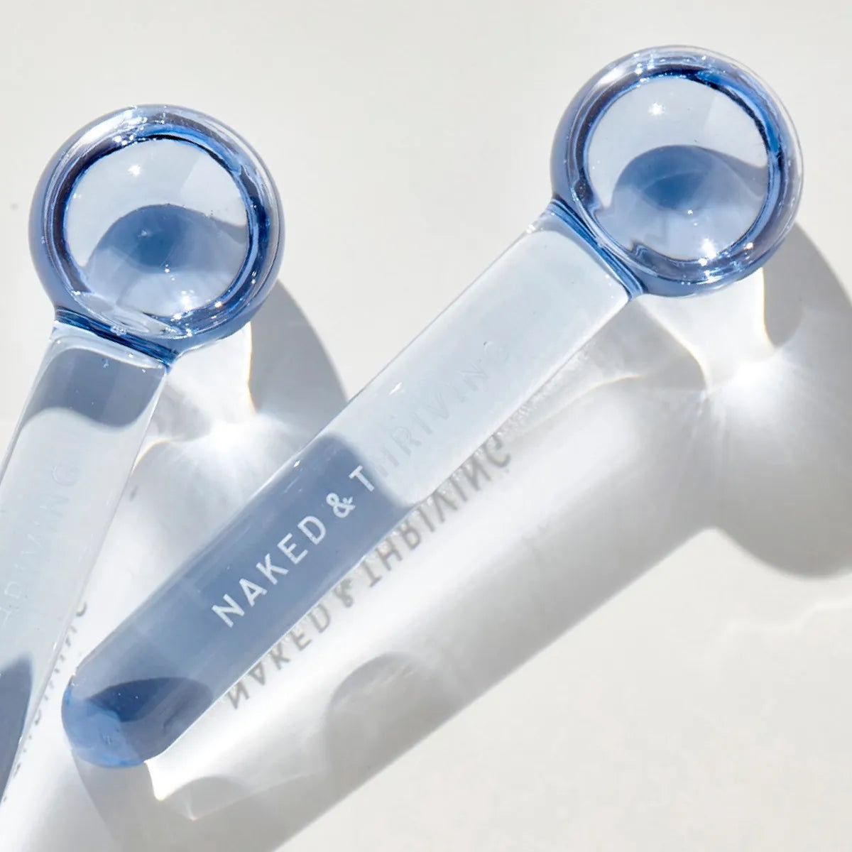 
                
                  Cooling De-puff Globe
                
              